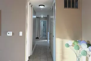 1447 Fremont Dr, Hanover Park, IL 60133 - Photo 9