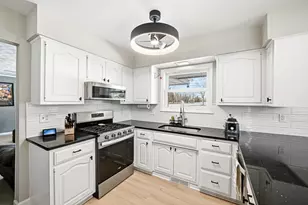 126 Shirley Ave, Rochelle, IL 61068 - Photo 15