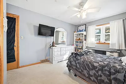 126 Shirley Avenue, Rochelle, IL 61068 - Photo 33