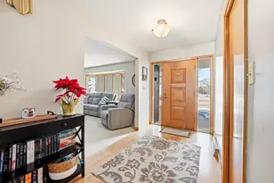 126 Shirley Ave, Rochelle, IL 61068 - Photo 5