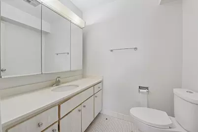 1880 Bonnie Lane #416, Hoffman Estates, IL 60169 - Photo 11