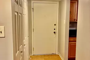 500 Redondo Dr, Downers Grove, IL 60516 - Photo 11