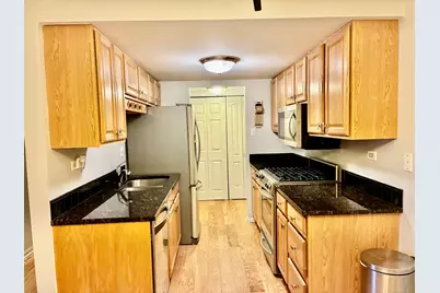 500 Redondo Drive #309, Downers Grove, IL 60516 - Photo 5