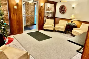 500 Redondo Dr, Downers Grove, IL 60516 - Photo 3