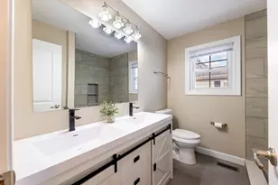 1616 Wilcox St, Crest Hill, IL 60435 - Photo 9