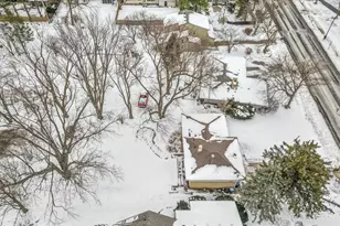 612 Russell Rd, Dekalb, IL 60115 - Photo 41