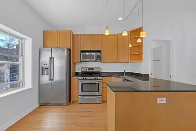 1951 W Foster Avenue #2ME, Chicago, IL 60640 - Photo 11