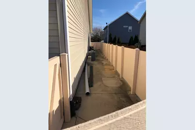 1208 Raintree Court, Joliet, IL 60431 - Photo 39