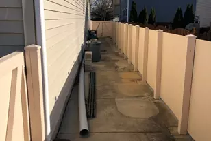 1208 Raintree Ct, Joliet, IL 60431 - Photo 39