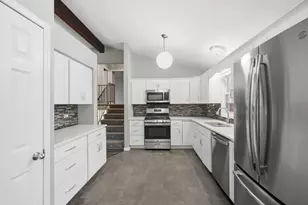 3486 Dorchester Ave, Gurnee, IL 60031 - Photo 3