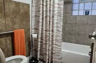 6627 S Evans Ave, Chicago, IL 60637 - Photo 13