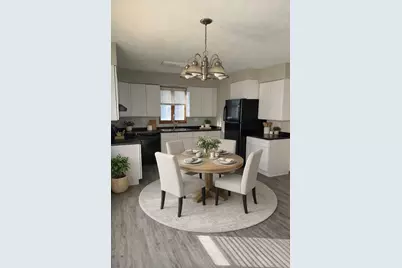 113 N Hunter Street, Thornton, IL 60476 - Photo 3