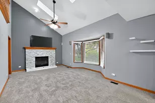 1163 Shoreline Dr, Aurora, IL 60504 - Photo 11