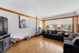 5121 W Henderson Ave, Chicago, IL 60641 - Photo 11
