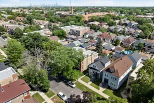 5121 W Henderson Ave, Chicago, IL 60641 - Photo 29