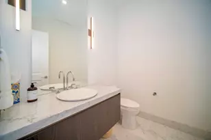 363 E Wacker Dr, Chicago, IL 60601 - Photo 15