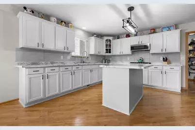 509 Lynnann Court, Marengo, IL 60152 - Photo 3