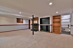 3952 N Oleander Ave, Chicago, IL 60634 - Photo 25