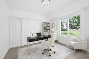 318 Exmoor Dr, Streamwood, IL 60107 - Photo 9