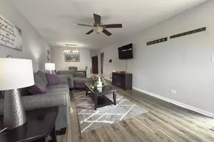 1313 S Rebecca Rd, Lombard, IL 60148 - Photo 7