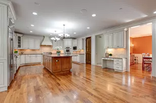 7267 Providence Ct, Long Grove, IL 60047 - Photo 13