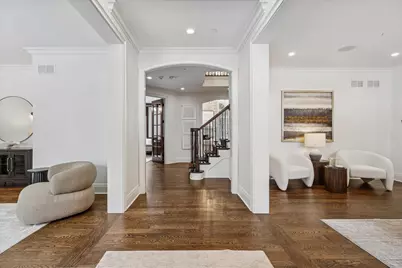 423 56th Street, Clarendon Hills, IL 60514 - Photo 3