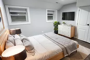 [Address not provided], Chicago, IL 60645 - Photo 5