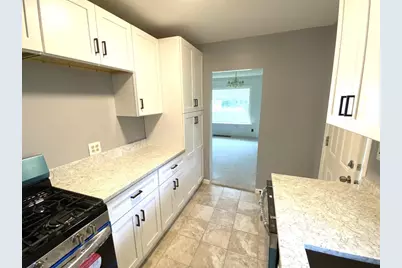 255 Oak Street, Hampshire, IL 60140 - Photo 3