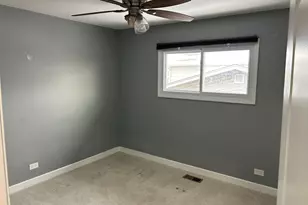 6233 El Morro Ln, Oak Forest, IL 60452 - Photo 21