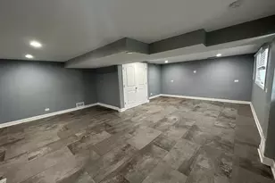 6233 El Morro Ln, Oak Forest, IL 60452 - Photo 39