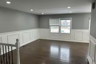 6233 El Morro Ln, Oak Forest, IL 60452 - Photo 11