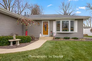 220 Kathy Dr, Bourbonnais, IL 60914 - Photo 3