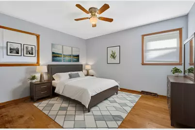 11257 S Pacific Drive, Worth, IL 60482 - Photo 9