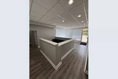 505 S La Grange Road, La Grange, IL 60525 - Photo 5