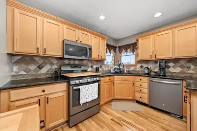 2216 N 2929th Road, Marseilles, IL 61341 - Photo 11