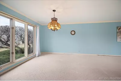 2757 Karen Lane, Glenview, IL 60025 - Photo 5