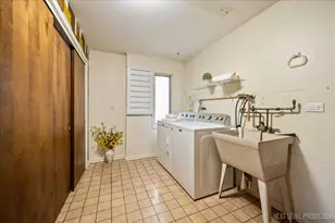 2757 Karen Ln, Glenview, IL 60025 - Photo 19