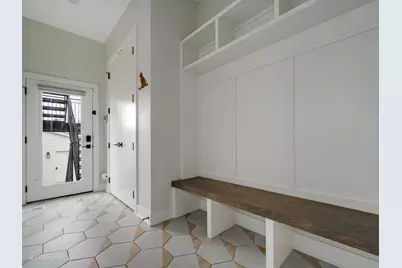 2030 N Spaulding Avenue #1, Chicago, IL 60647 - Photo 11