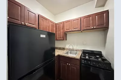 661 W Sheridan Road #607, Chicago, IL 60613 - Photo 3