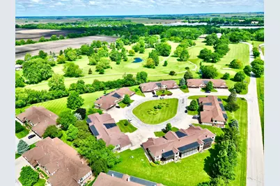 25 Crystal Court #D1, Pontiac, IL 61764 - Photo 5