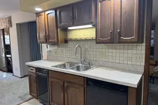 25 Crystal Ct, Pontiac, IL 61764 - Photo 13