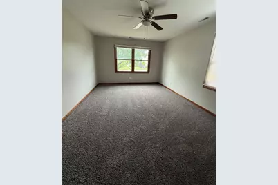 674 E Algonquin Road, Des Plaines, IL 60016 - Photo 15