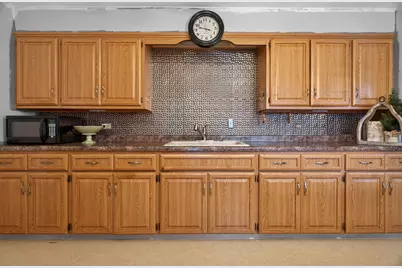 152 Riverview Drive, Ottawa, IL 61350 - Photo 9