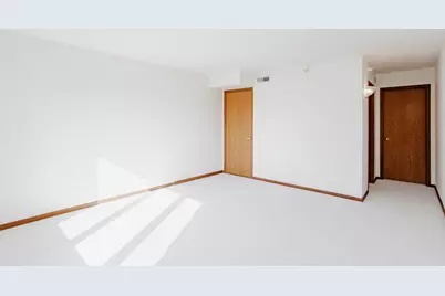 1685 Mill Street #605, Des Plaines, IL 60016 - Photo 17