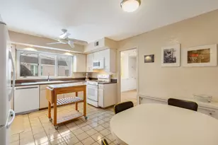 232 Arrowwood Dr, Northbrook, IL 60062 - Photo 11