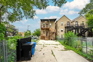 209 S Albany Ave, Chicago, IL 60612 - Photo 25