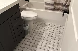 110 Hickory Ln, Morris, IL 60450 - Photo 11