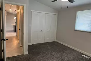 110 Hickory Ln, Morris, IL 60450 - Photo 15