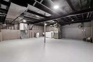 3518 S Manor Dr, Lansing, IL 60438 - Photo 23