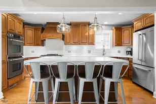 5229 Benton Ave, Downers Grove, IL 60515 - Photo 9